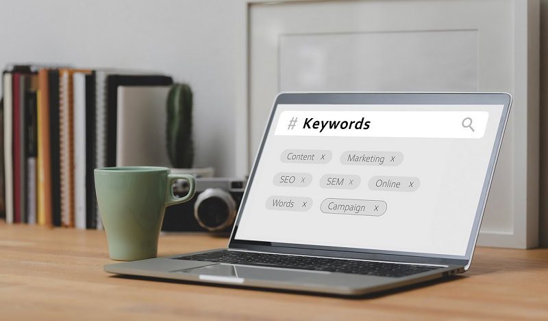 how to choose the right keywords for facebook ads